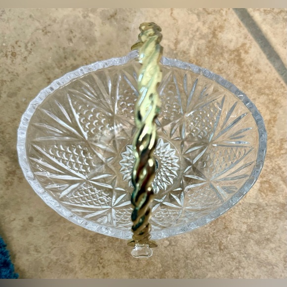 Crystal Candy Dish With Rope Gold Plated Handle - Picture 3 of 12